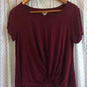 Red burgundy knotted t-shirt top